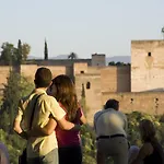 Carmen Vistas De La Alhambra