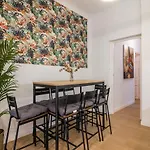 Tuguest Plaza Pescaderia - Catedral