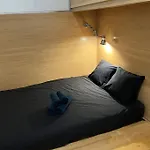 Japanese Style 9 Person Flat, Close To Alhambra
