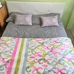 Casa Ideal Familias Y Grupos Con Balcones Exterior Soleada Patios Cerca Alhambra, Sierra Nevada, Rio Genil, Lancha Del Genil, Parque Llano Y Reloj Del Sol Con Barbacoas, Campo De Futbol, Circuito Gimnasia