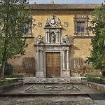 Apartamentos Junto A Jardines Del Triunfo