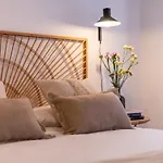 Apartamentos Junto A Jardines Del Triunfo