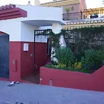 Comfortable Single Bluing Room B&B