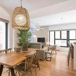 Chezmoihomes Luxury Plaza Nueva Penthouse