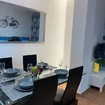 Apartamento Alberca De 1 Dormitorio