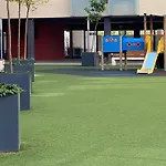 Acogedor apartamento con piscina.