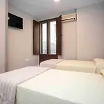 Hostal Viena Plaza Nueva