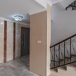Tuguest Duquesa Apartment