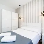 Pajaritos Suites Junto A Centro, Estacion De Tren Y Plaza De Toros