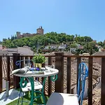 Genteel Home Mirador De Los Reyes