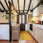 Genteel Home Mirador De Los Reyes