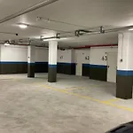 Apartamento En Casco Historico Con Terraza Comunitaria Y Parking Opcional