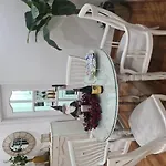 Suspiro Penthouse 302 By Florentia Homes
