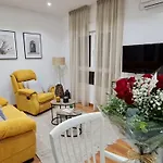 Suspiro Penthouse 302 By Florentia Homes