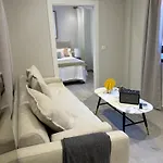 Suspiro Penthouse 302 By Florentia Homes