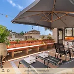 Adanar-Apartamentos Muralla Ziri