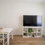 Apartamentos céntricos, parking, wifi y A/C
