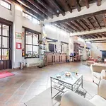 Romantic Apartment In Granada With Shared Pool