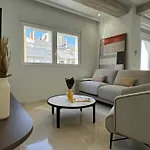 Navas 202 Elegant Suite