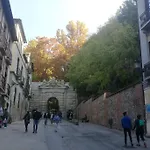 Cerca De La Alhambra, La Casa Del Cuento, Segundo