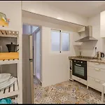 Piso Con Garaje Gratis En El Centro De Granada.