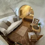 Casa Cueva Sacromonte Benevarez Brother Law Sl