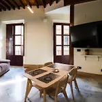 Apartamentos Reyes Católicos