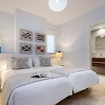 Genteel Home Tablas