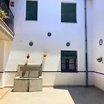 Piso Cuesta Del Chapiz