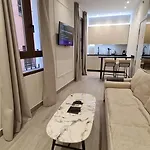 Suspiro 102 Cosmopolitan Loft