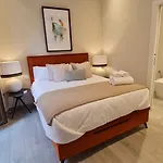 Suspiro 201 Elegant Suite