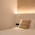 Carrera De La Virgen Boutique Apartments