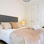 Genteel Home Reyes Catolicos