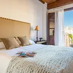 Genteel Home Bib Rambla