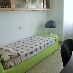 Lola