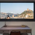 Chezmoihomes Plaza Nueva Penthouse