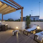 Chezmoihomes Plaza Nueva Penthouse