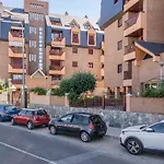 Urbanizacion De Lujo, Piscina, Padel, Garage