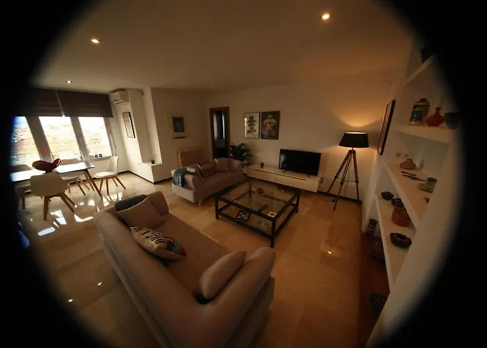 Apartamento Centro de Granada vistas fantásticas y un parking gratis