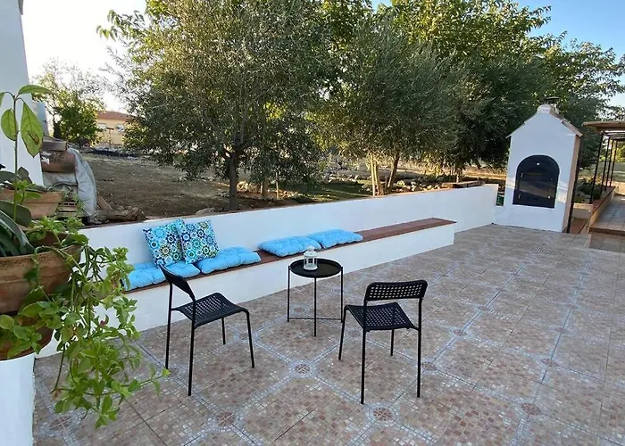 Casa Cactus Preciosa casa rural con piscina y exterior privado muy amplio