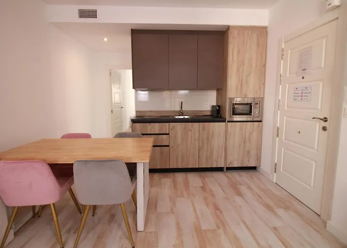 Gloria Suites