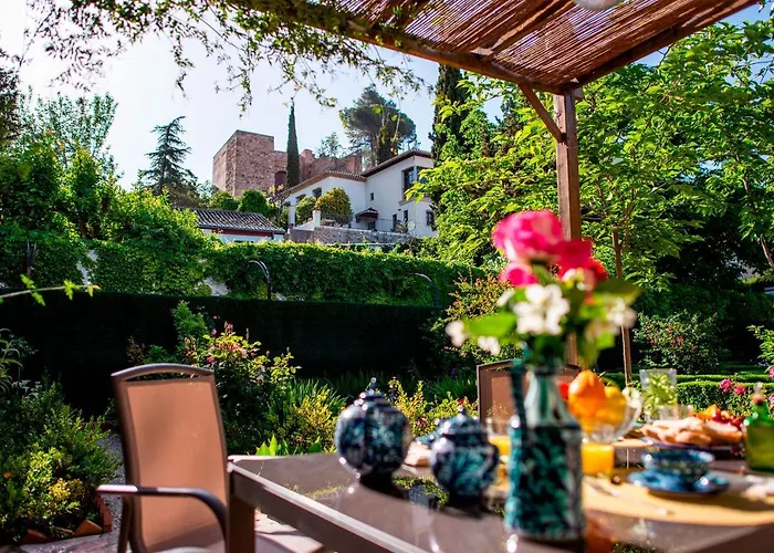 Genteel Home Carmen Del Cipres