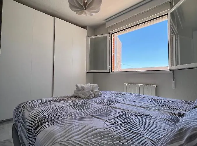 Preciosa Vivienda Con Gran Terraza, Parking Gratis