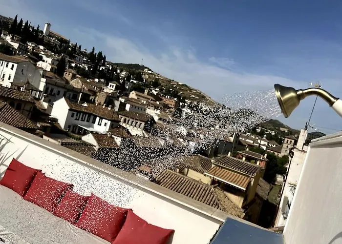 Alhambra Views! Amazing Loft With Sunny Terrace!