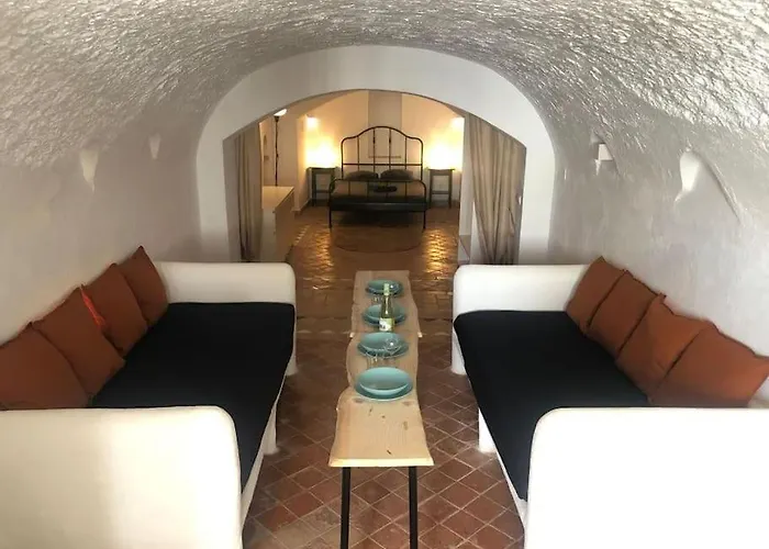 Authentic Cave In Old City Centre