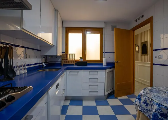Reina Aixa- Apartamento Centro