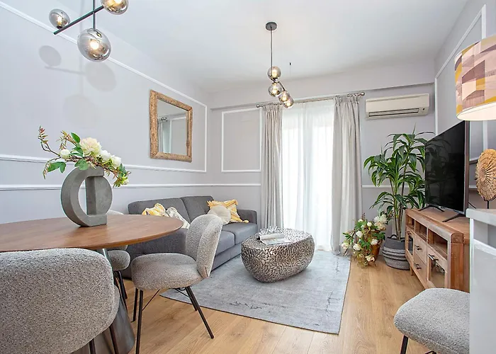 Genteel Home Amira