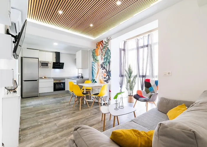 Pajaritos Suites Junto A Centro, Estacion De Tren Y Plaza De Toros
