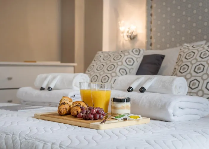 Luxury Suites San Isidro