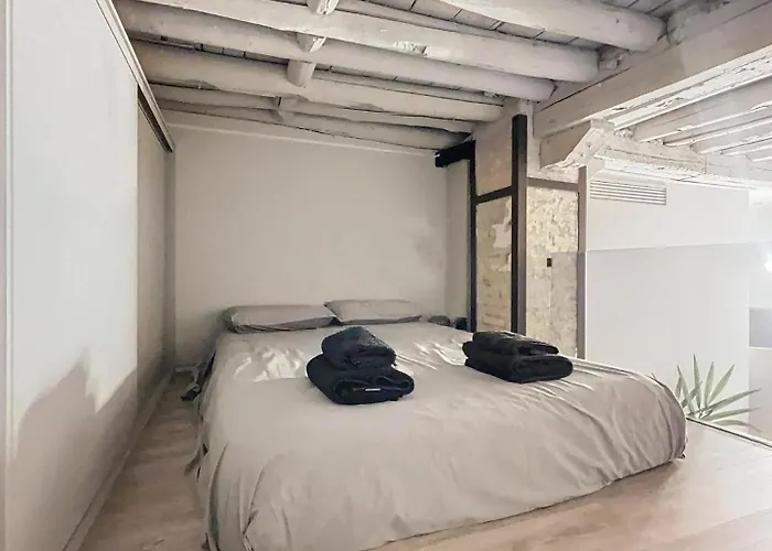 H&H Suite Santa Paula